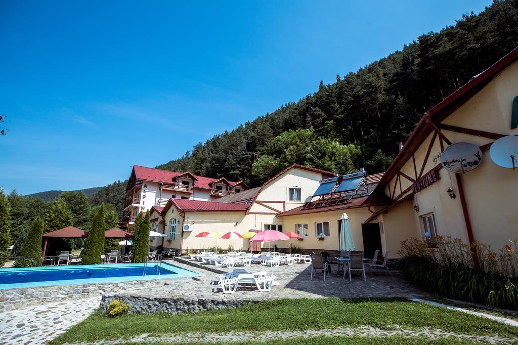 Pensiunea Alpin Păltiniş المظهر الخارجي الصورة